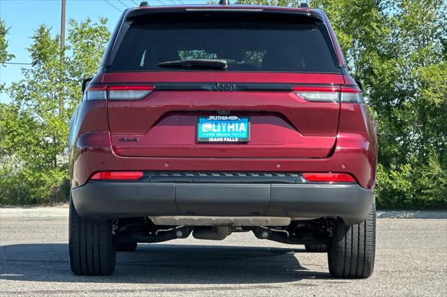 used 2022 Jeep Grand Cherokee car, priced at $34,999