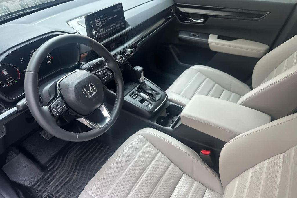 used 2024 Honda CR-V car, priced at $35,972