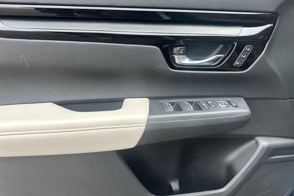 used 2024 Honda CR-V car, priced at $35,972