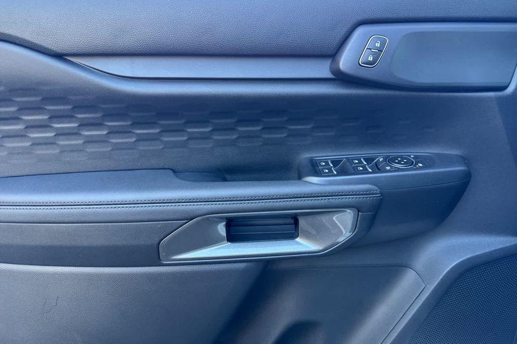 new 2025 Ford Ranger car, priced at $40,501