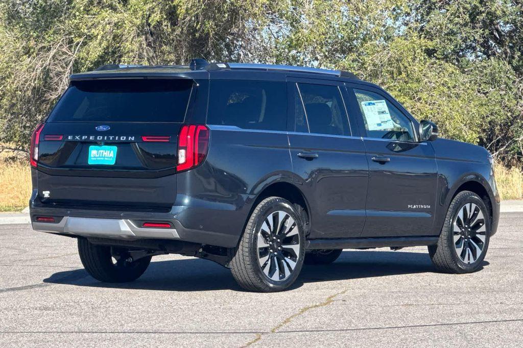 new 2025 Ford Expedition car, priced at $86,817