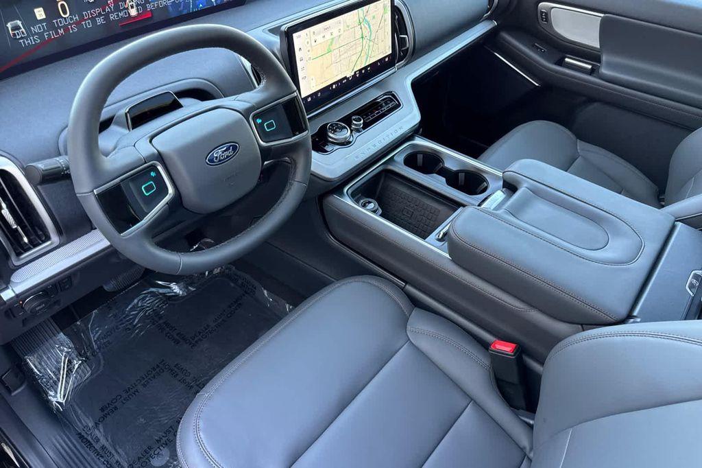 new 2025 Ford Expedition car, priced at $69,903