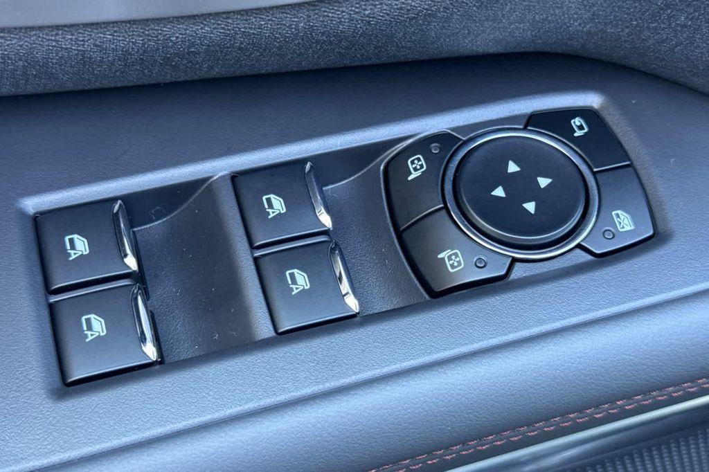 new 2025 Ford Expedition car, priced at $69,903