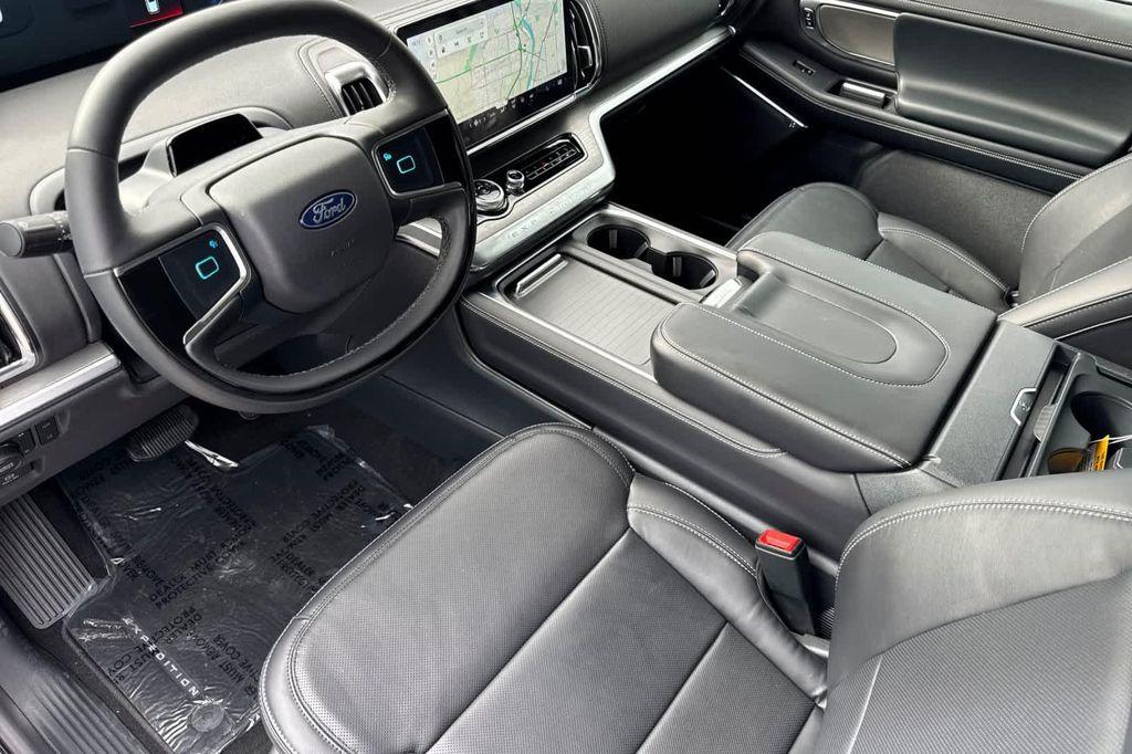 new 2025 Ford Expedition Max car, priced at $84,250