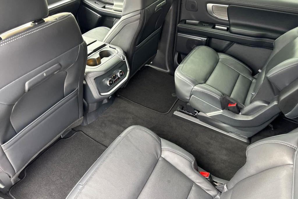 new 2025 Ford Expedition Max car, priced at $84,250