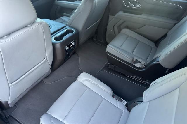 used 2023 GMC Yukon car, priced at $56,127
