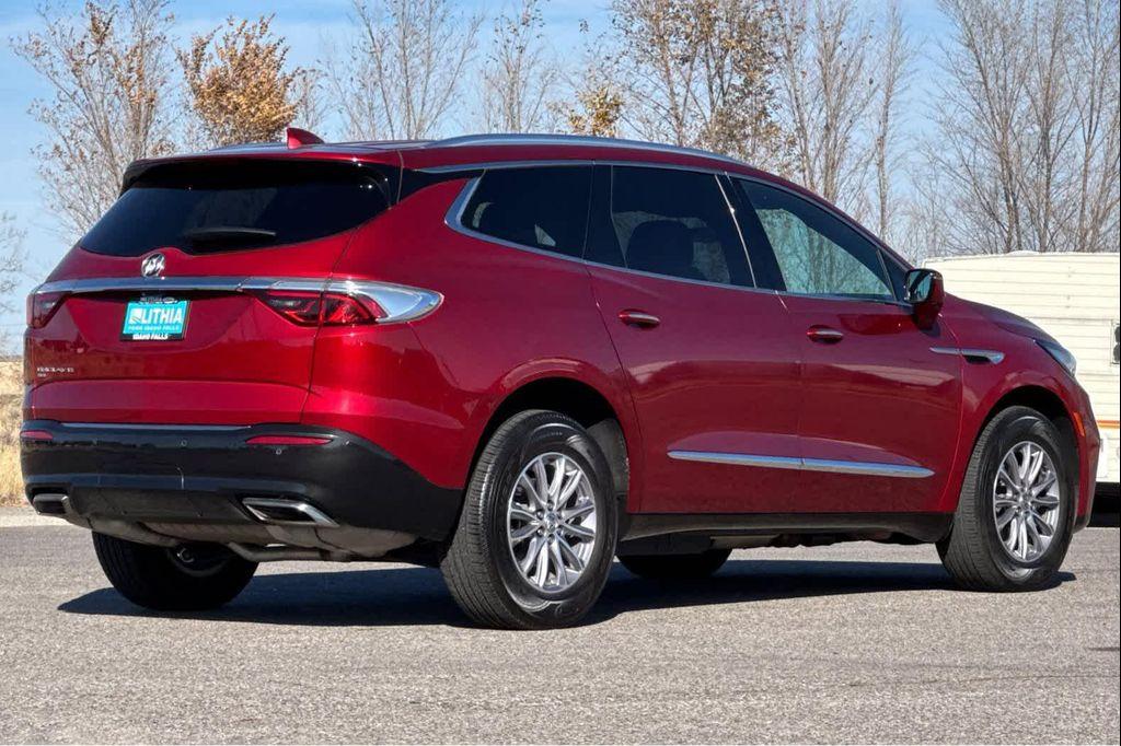 used 2024 Buick Enclave car, priced at $32,999