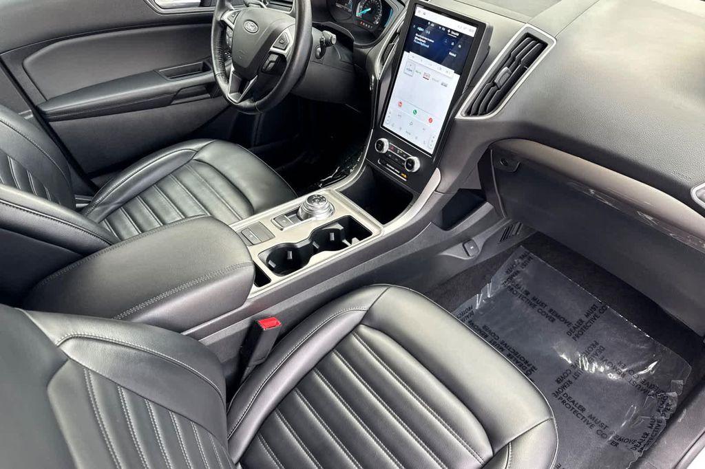 used 2024 Ford Edge car, priced at $25,829