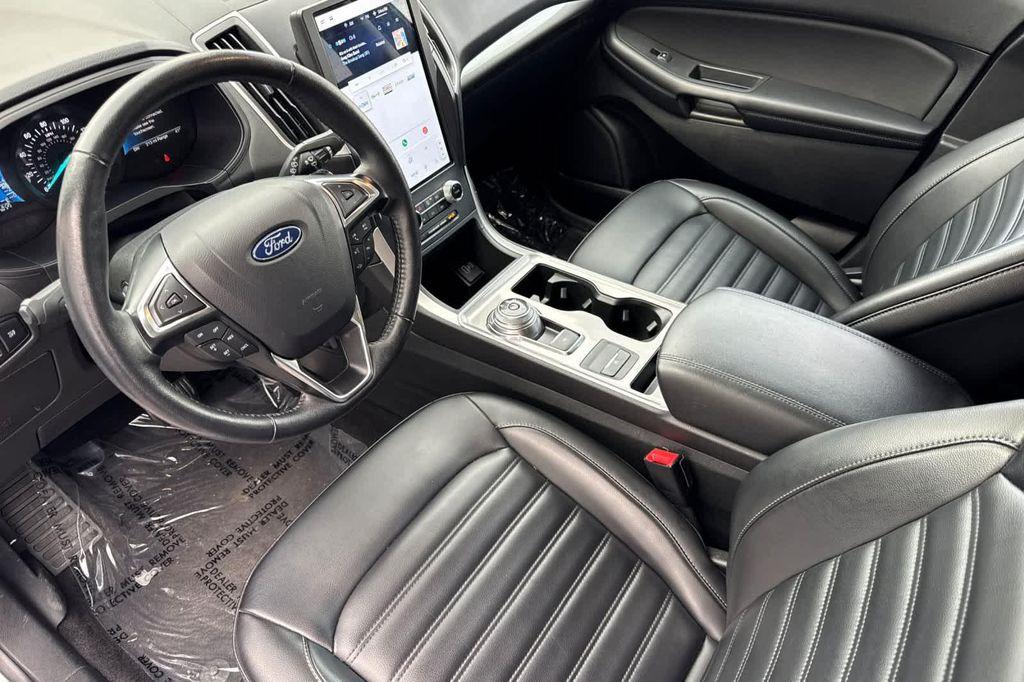 used 2024 Ford Edge car, priced at $25,829