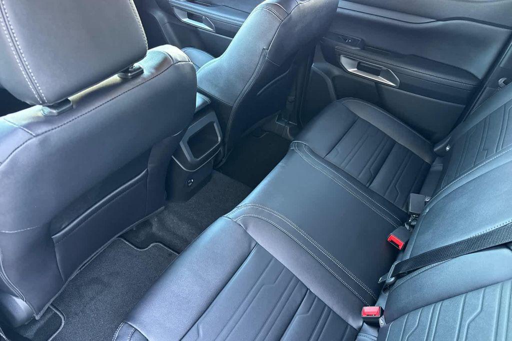 new 2025 Ford Ranger car, priced at $47,996