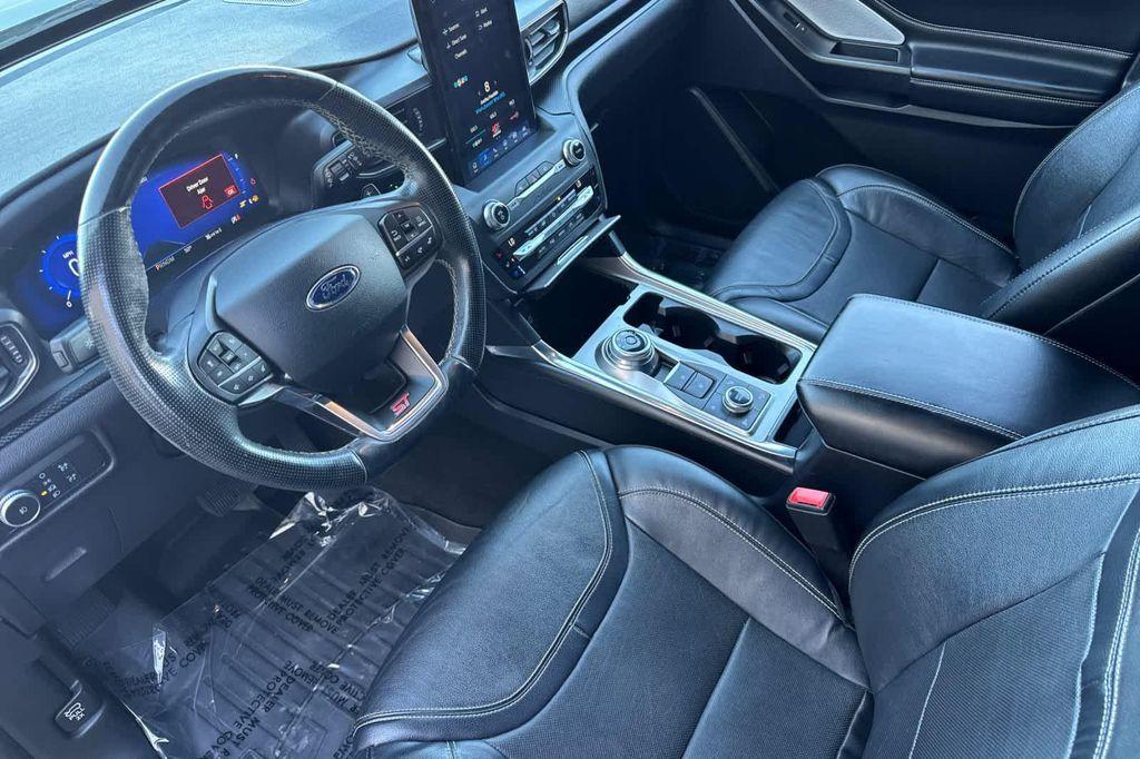 used 2020 Ford Explorer car, priced at $31,999