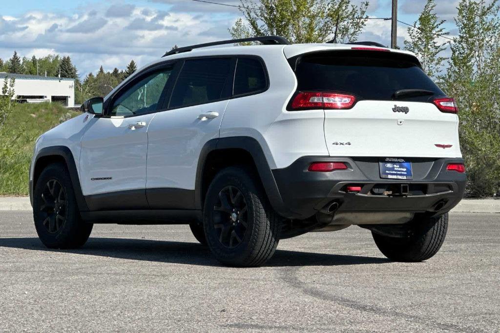 used 2016 Jeep Cherokee car, priced at $15,379