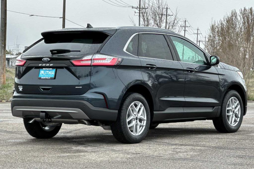 new 2024 Ford Edge car, priced at $43,014