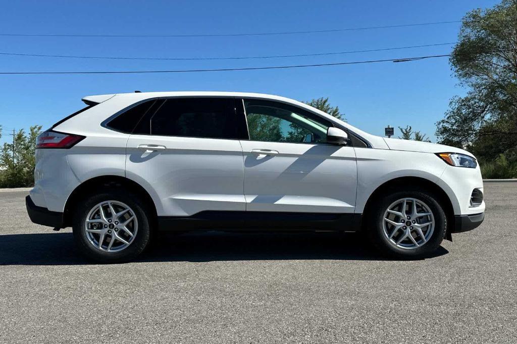 new 2024 Ford Edge car, priced at $43,337