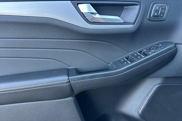new 2025 Ford Escape car, priced at $39,113