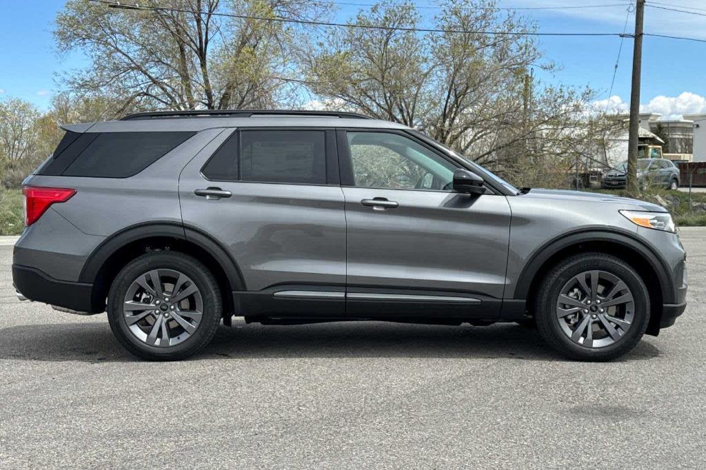 new 2024 Ford Explorer car, priced at $49,895