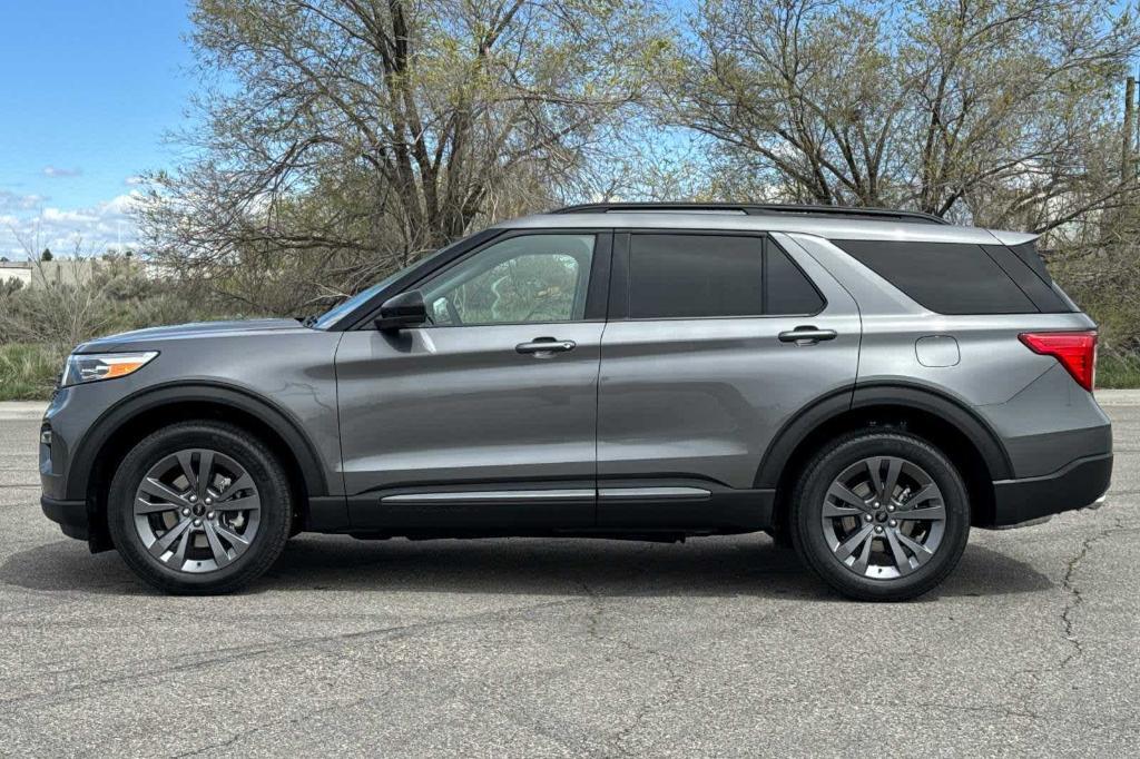 new 2024 Ford Explorer car, priced at $49,895