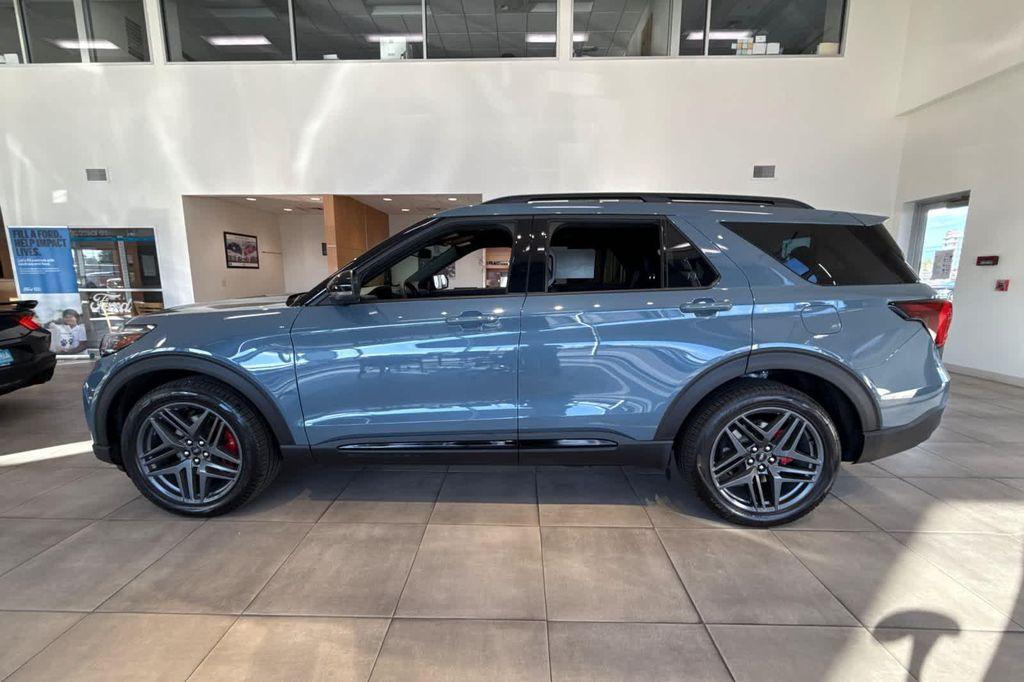 new 2025 Ford Explorer car, priced at $61,310