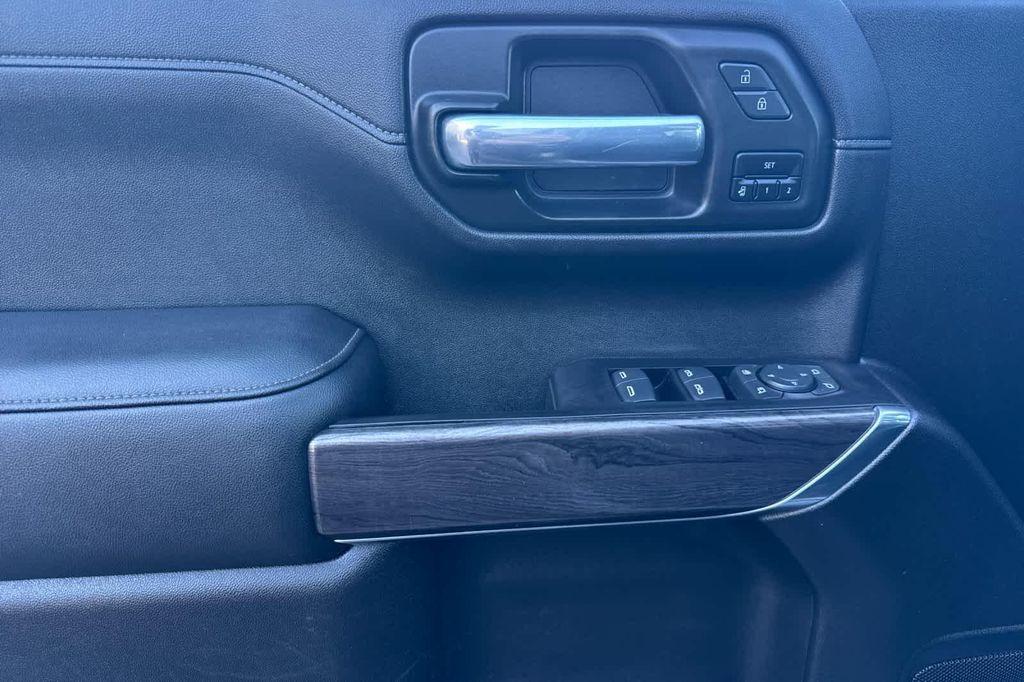 used 2021 Chevrolet Silverado 1500 car, priced at $40,368