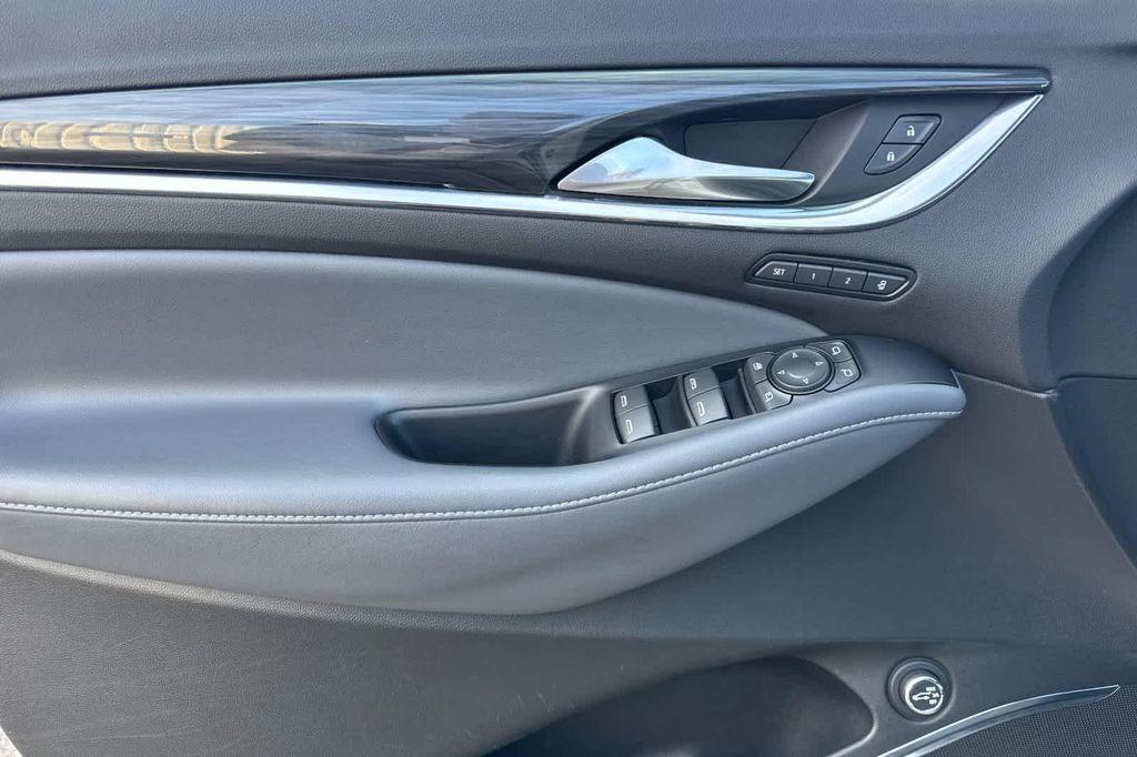 used 2024 Buick Enclave car, priced at $31,999