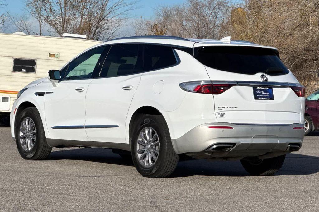 used 2024 Buick Enclave car, priced at $31,999