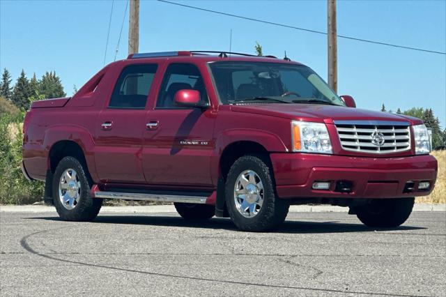 used 2005 Cadillac Escalade EXT car, priced at $9,999
