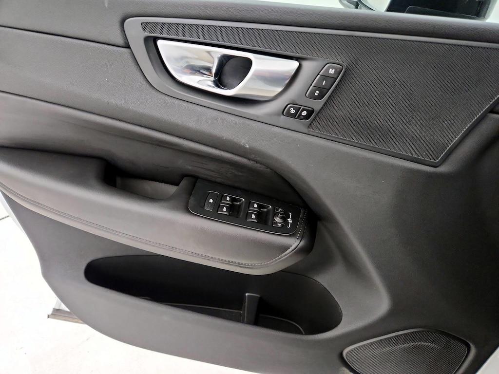 used 2025 Volvo XC60 car, priced at $32,998