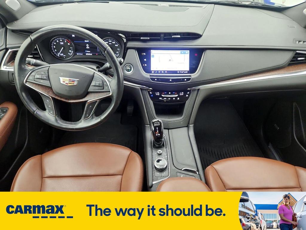 used 2020 Cadillac XT5 car, priced at $27,998