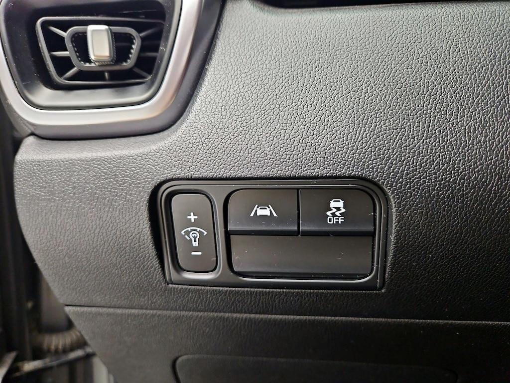 used 2022 Kia Sorento Hybrid car, priced at $31,998