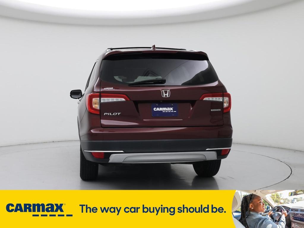 used 2022 Honda Pilot car, priced at $33,998