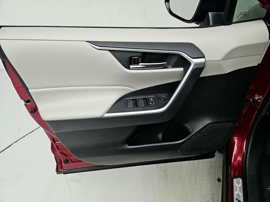 used 2019 Toyota RAV4 car, priced at $26,998