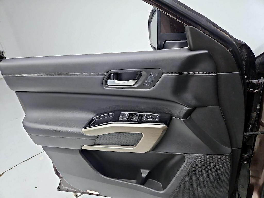 used 2022 Nissan Pathfinder car, priced at $36,998