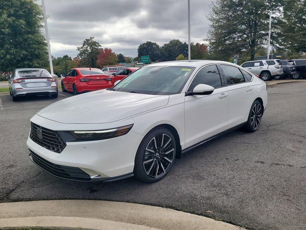 new 2025 Honda Accord Hybrid car, priced at $38,950