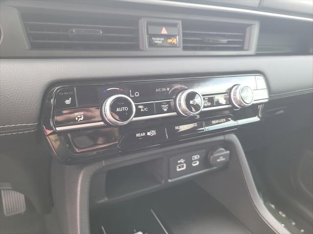 new 2025 Honda Pilot car, priced at $44,405