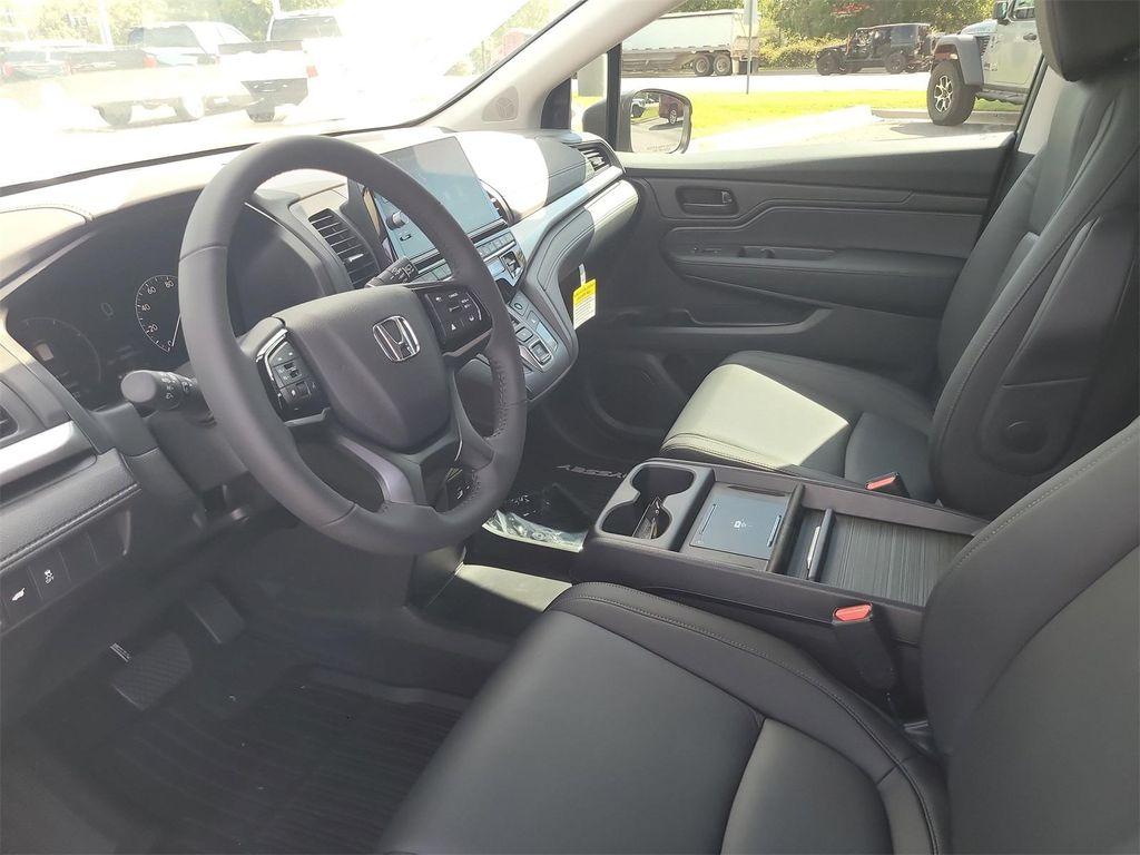 new 2026 Honda Odyssey car, priced at $43,025