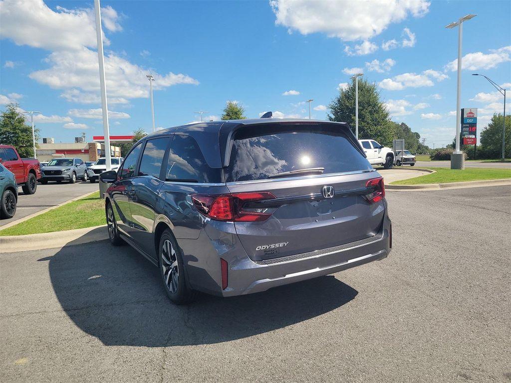 new 2026 Honda Odyssey car, priced at $43,025