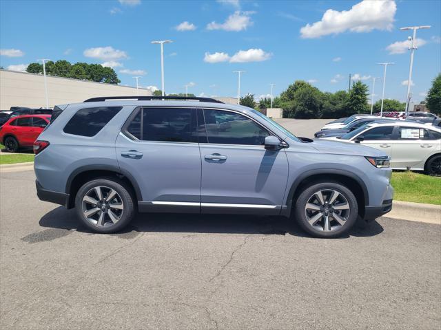 new 2025 Honda Pilot car, priced at $54,985