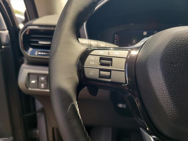new 2025 Honda Pilot car, priced at $54,985