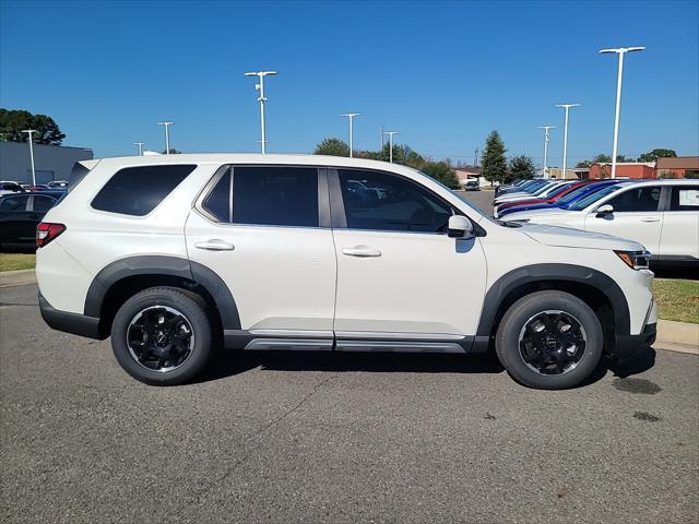 new 2025 Honda Pilot car, priced at $49,200