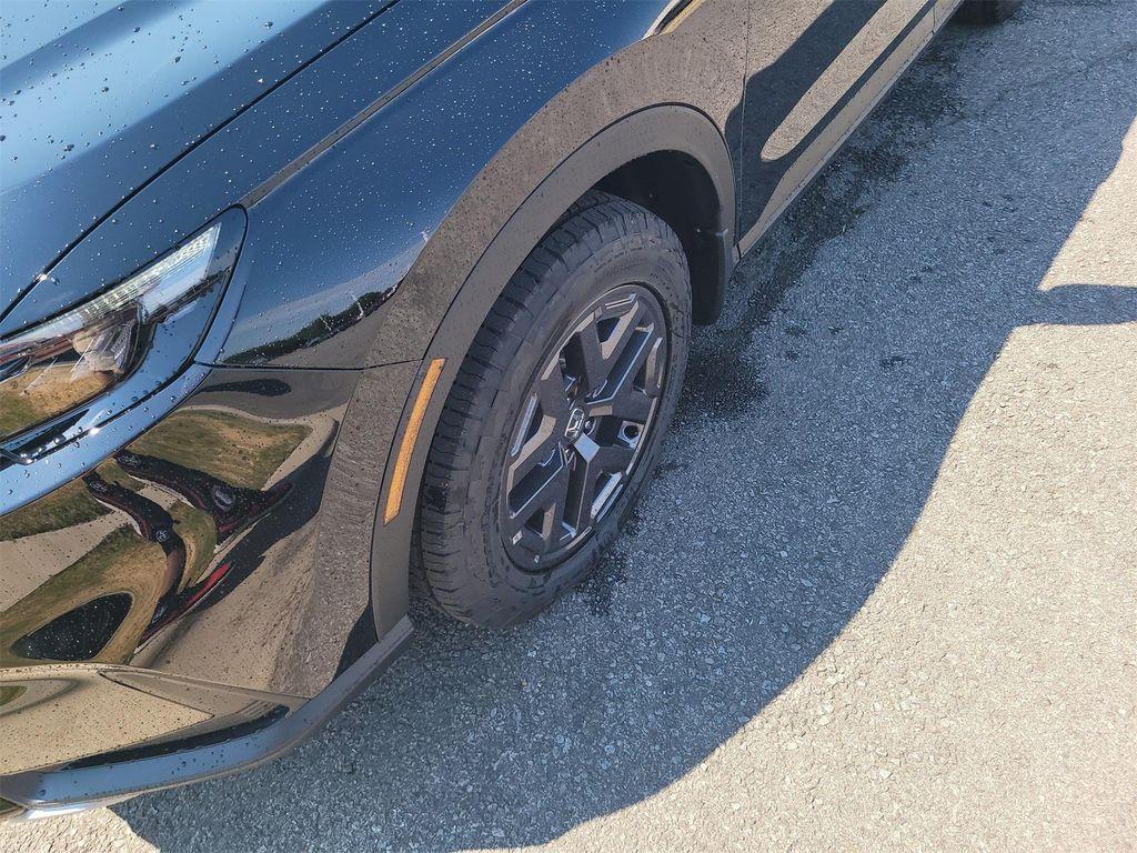 new 2026 Honda CR-V Hybrid car, priced at $40,250