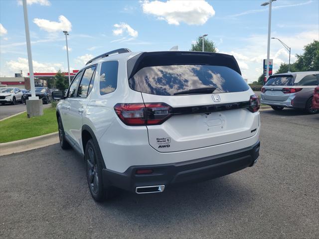 new 2025 Honda Pilot car, priced at $42,290