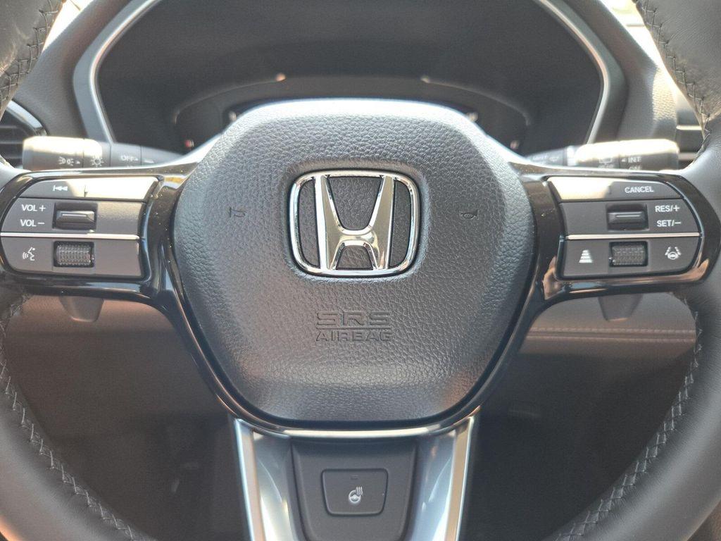 new 2025 Honda Pilot car, priced at $55,305