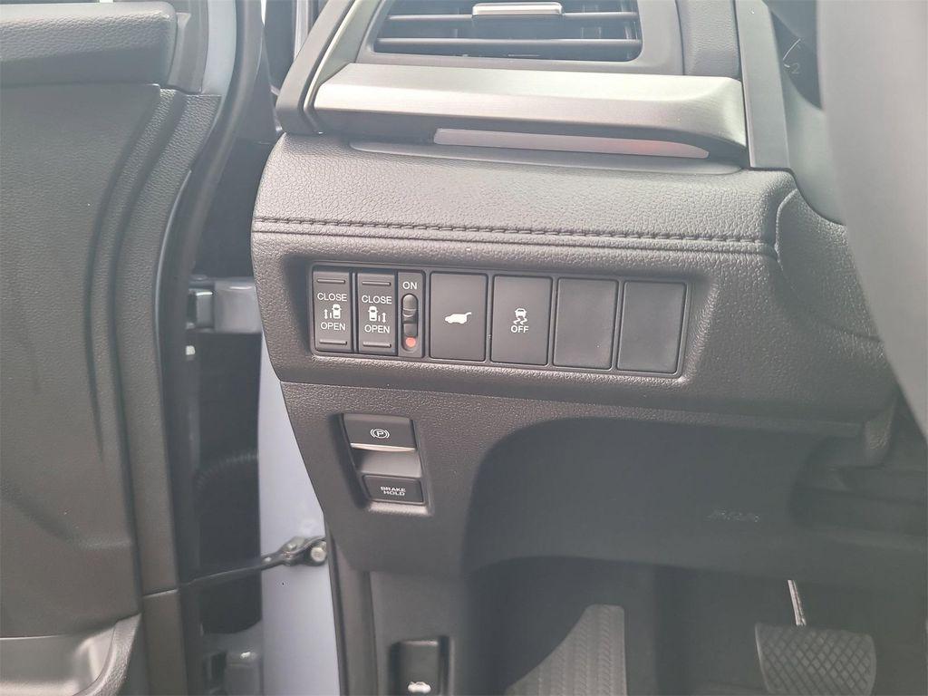 new 2026 Honda Odyssey car, priced at $45,387