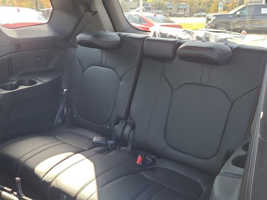 new 2025 Honda Pilot car, priced at $51,375