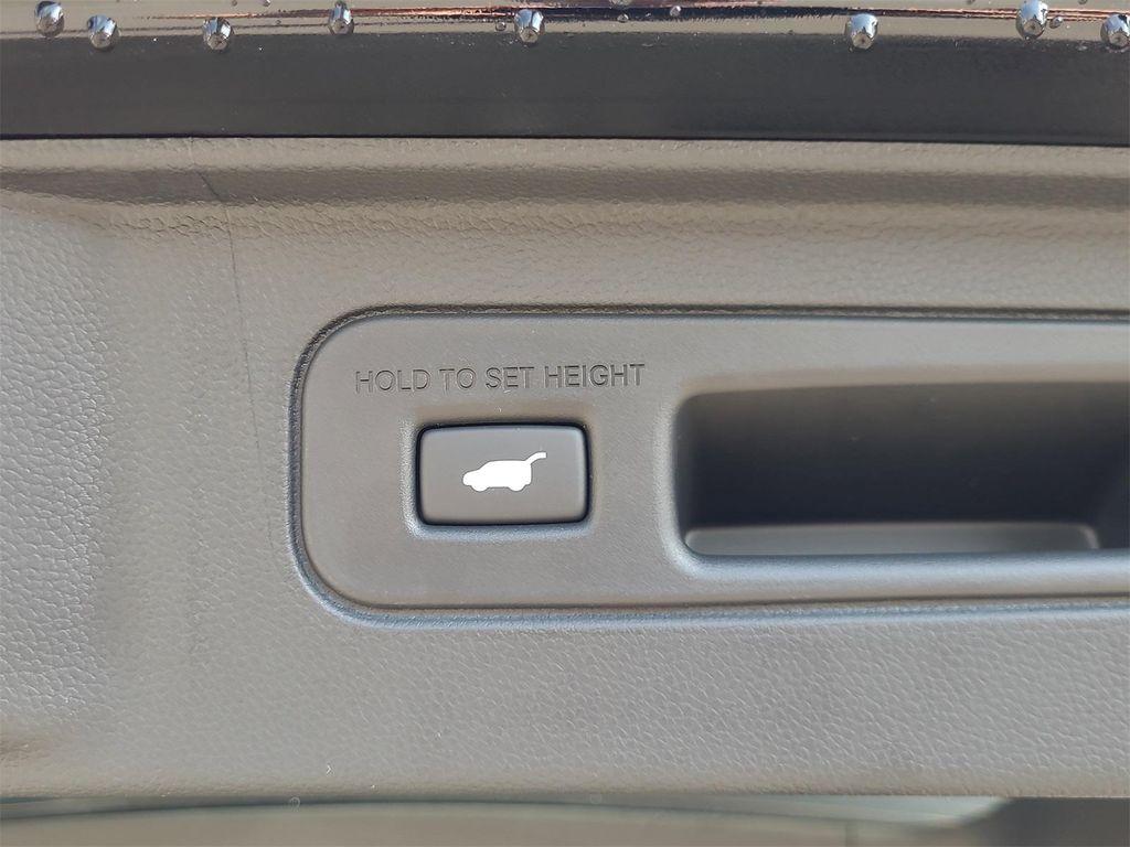 new 2025 Honda Pilot car, priced at $51,375