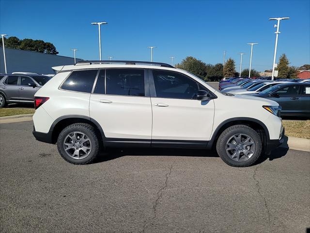 new 2025 Honda Passport car, priced at $44,133