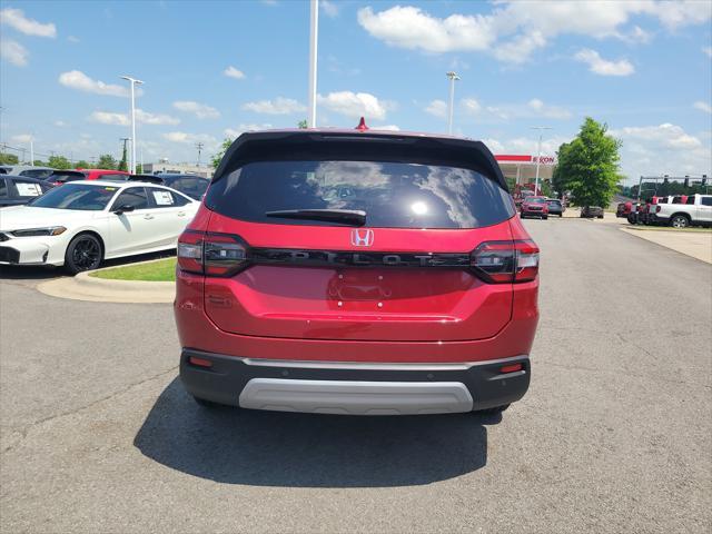 new 2025 Honda Pilot car, priced at $44,405
