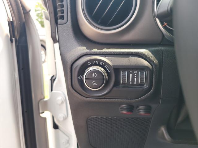 used 2020 Jeep Gladiator car, priced at $30,888