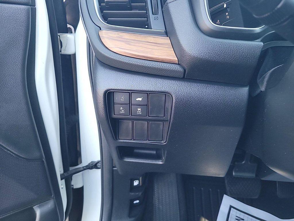 used 2021 Honda CR-V car, priced at $27,894