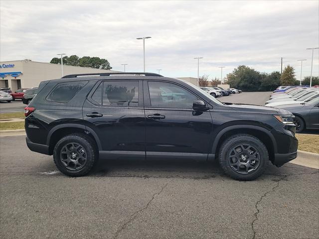 new 2025 Honda Pilot car, priced at $47,833